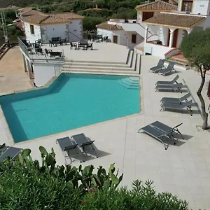 Hotel apartamentowy Chiaro Di Luna, San Teodoro (Sardinia)