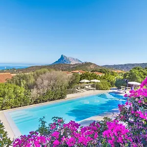 Hotel apartamentowy Lu Nibareddu, San Teodoro (Sardinia)